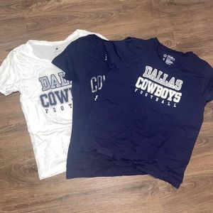 3 women’s Cowboys vnecks